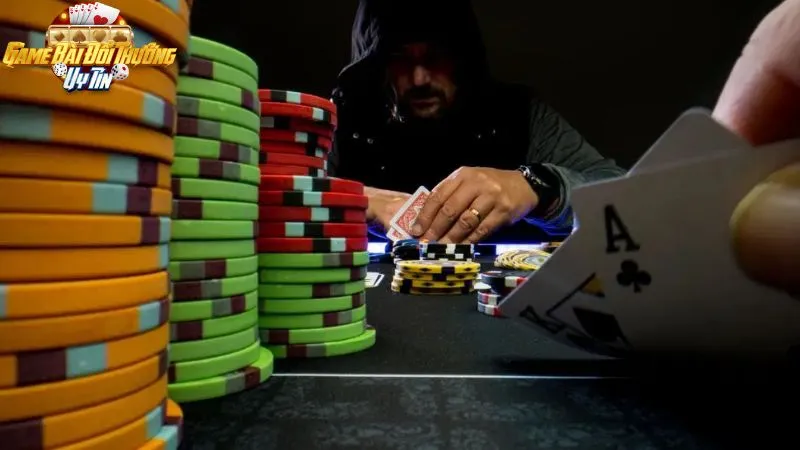 Bluff poker là gì?